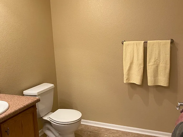 2nd bathroom