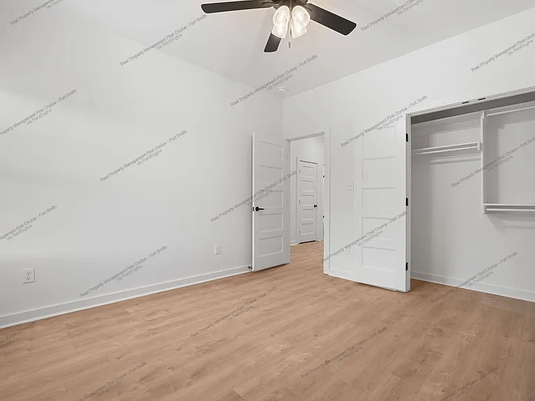 8809 Bainbridge Ct #A — Photo 20