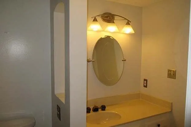 402 Port Royal Way — Photo 55