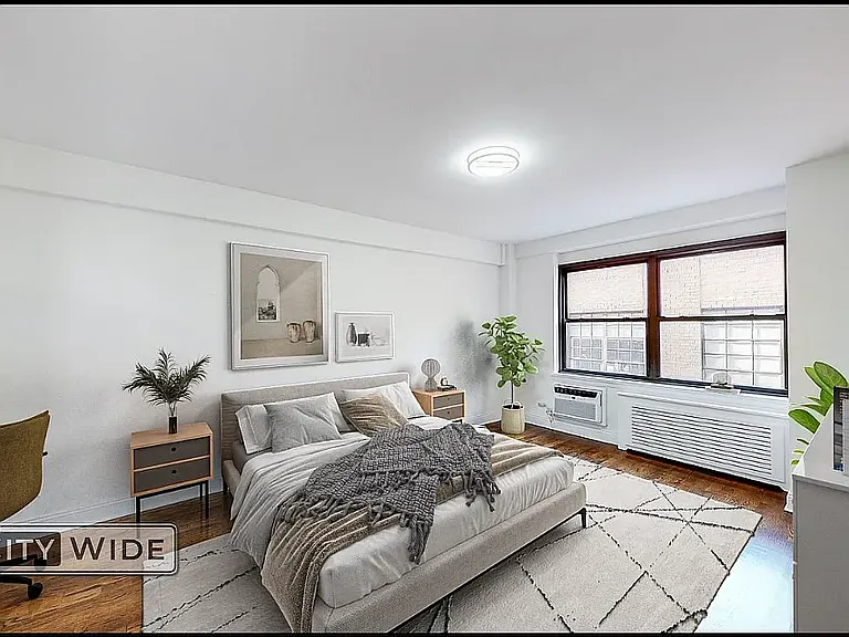 157 E 57th St #8C — Photo 2