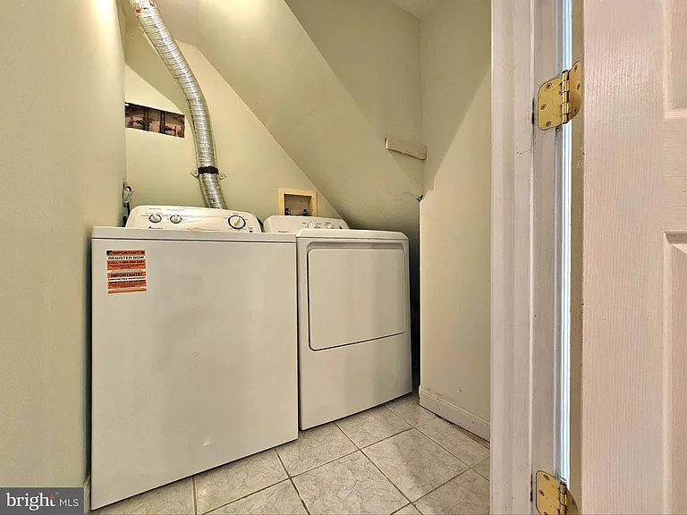 3109 Mosby St — Photo 20