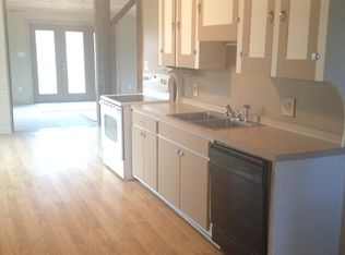 4088 Cottage Grove Rd, Uniontown, OH 44685