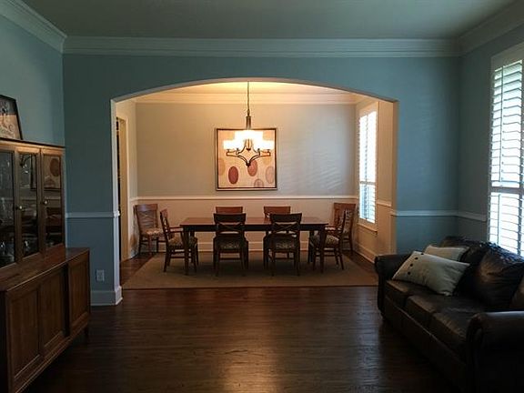 5th image of 1204 Lady Carol Ln