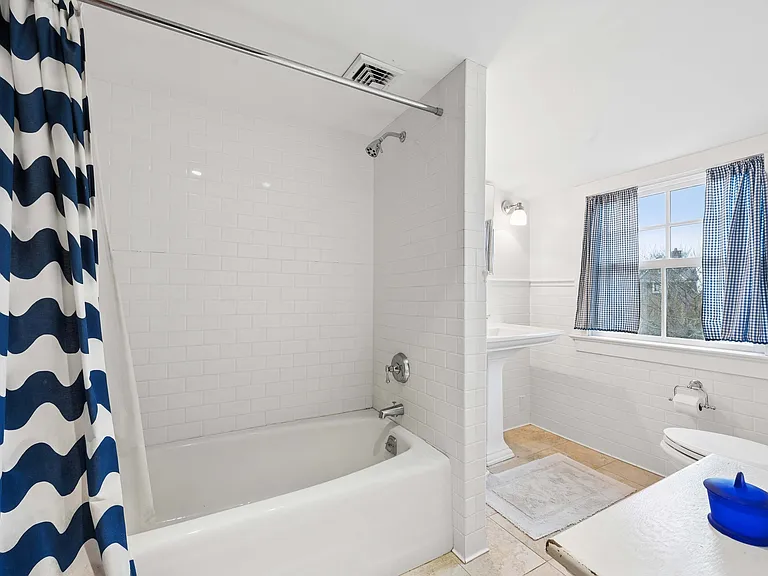 36 Association Rd — Photo 13