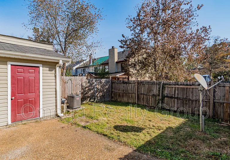 704 Cahaba Manor Dr — Photo 25