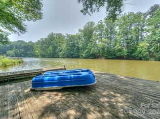 4115 Cascade St, Terrell, NC 28682