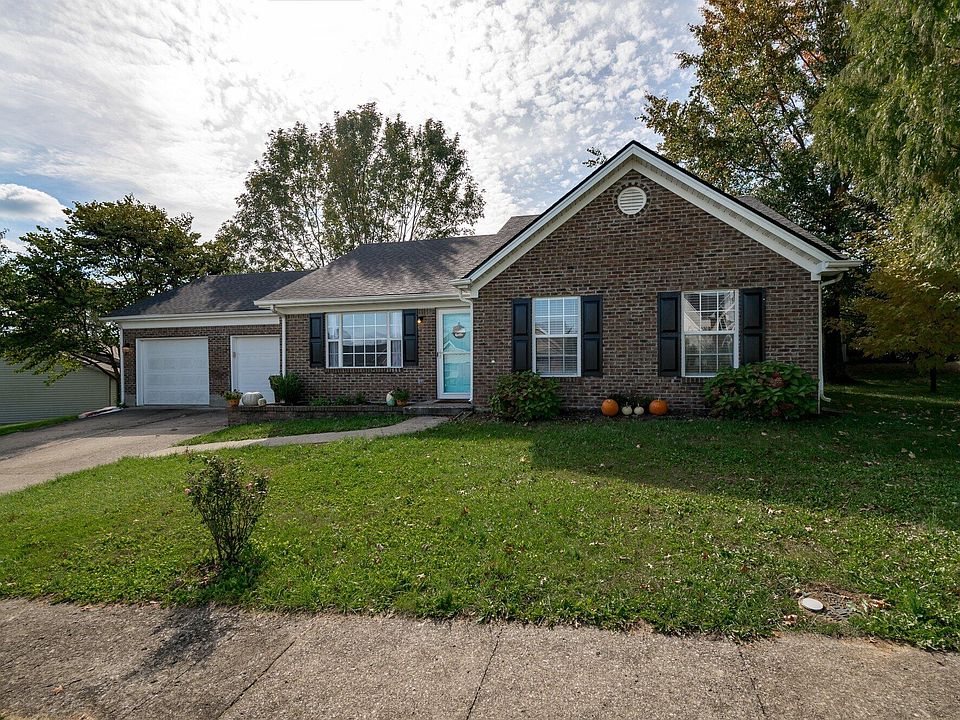1st image of 261 Holly Ln