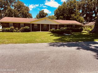 1 High Hill Dr, Brunswick, GA 31525