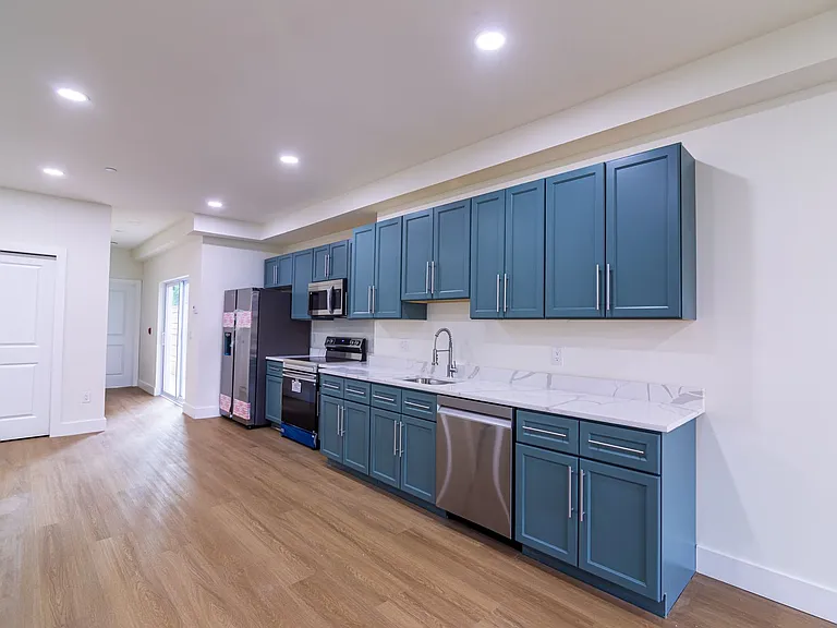 808 N Preston St — Photo 36