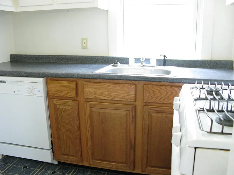 57 Parker St #1 — Photo 4