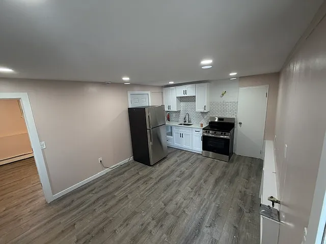 12 Prospect St #2 — Photo 4