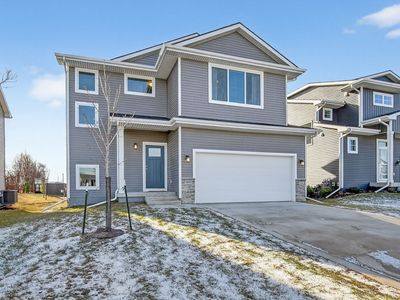 16600 Oakwood Dr, Urbandale, IA, 50323