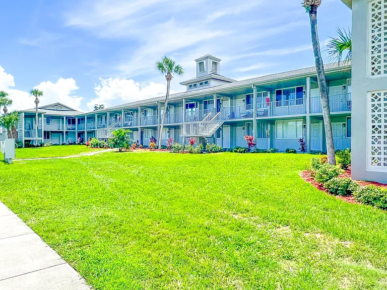 Atlantic Surf Apartments