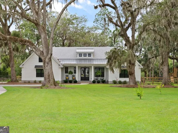 473 Salt Creek Way E, Brunswick, GA 31523