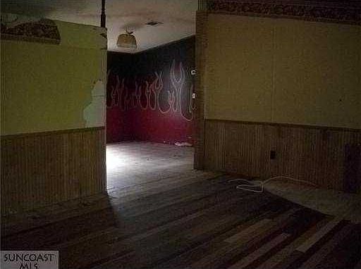 4th image of 36418 Teakwood Ave