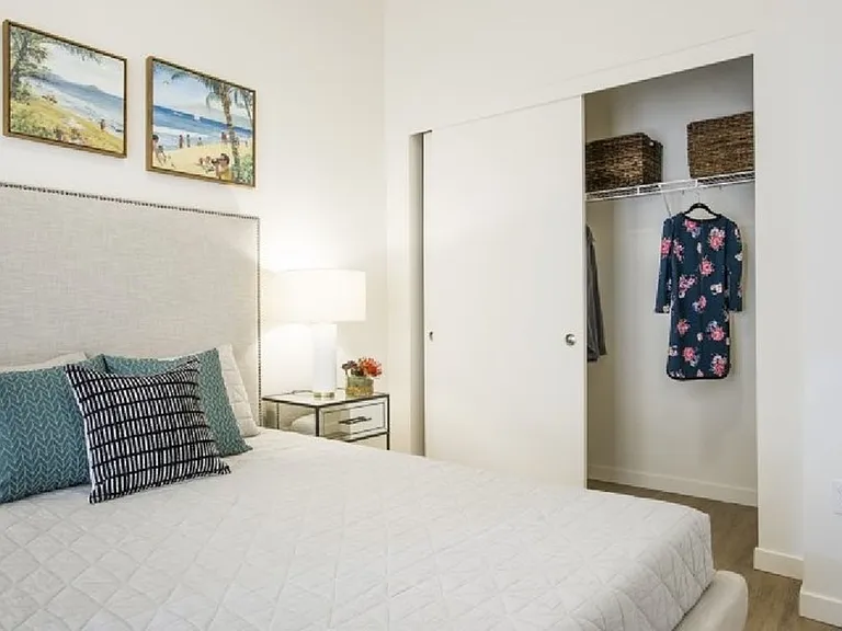 11 Marche Apartments — Photo 42