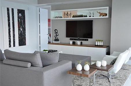 3rd image of 15811 Collins Ave APT 1701