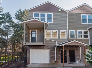 2772 SE 87th Ave APT A, Portland, OR 97266