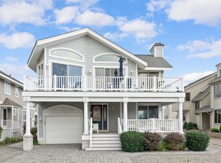 89 37th St, Avalon, NJ 08202