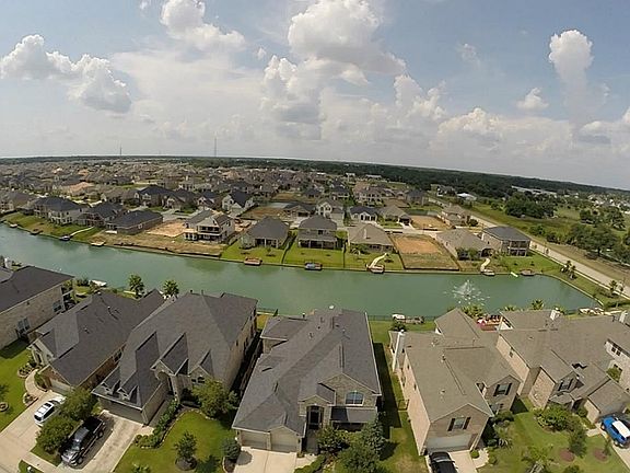 3rd image of 17818 Sugarloaf Bay Dr