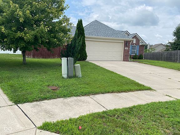 3rd image of 7418 Oak Mill Ct