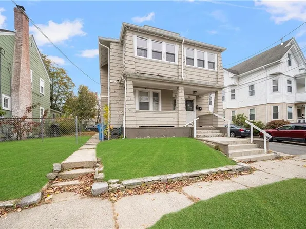 36 Blackamore Ave, Cranston, RI 02910