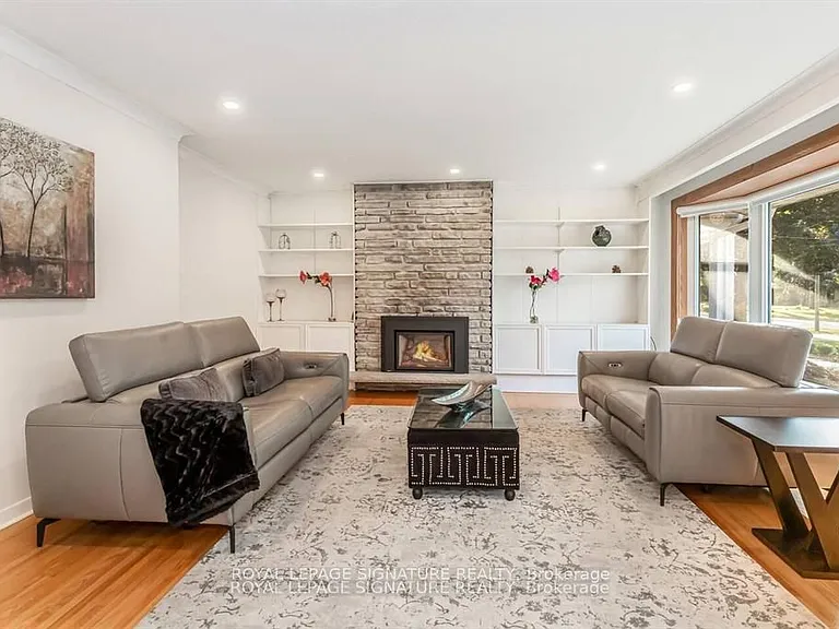 153 Ulster Dr — Photo 7
