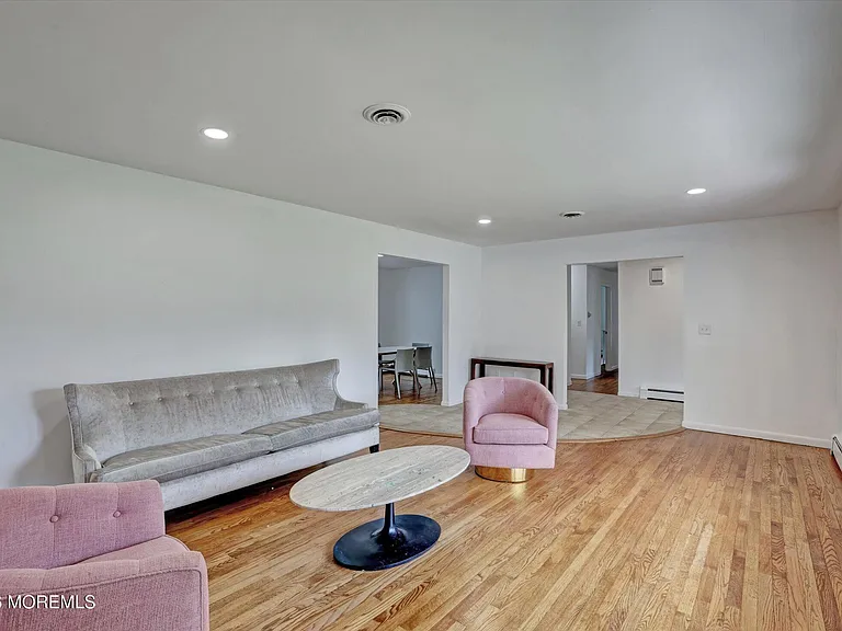 125 Beechwood Ave — Photo 11