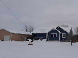 4885 S Chapin Rd, Merrill, MI 48637