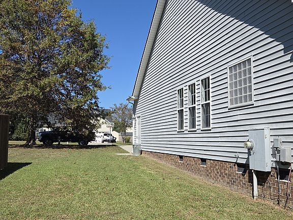 5th image of 96 Clarence Ln