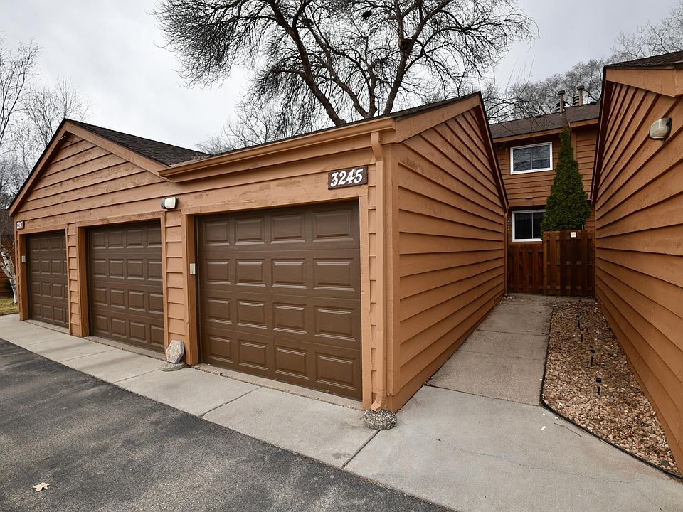 1st image of 3245 Evergreen Dr