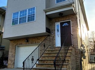 12 Halleck St, Newark, NJ 07104