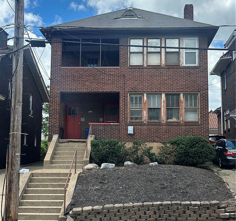 1st image of 3415 Parkview Ave