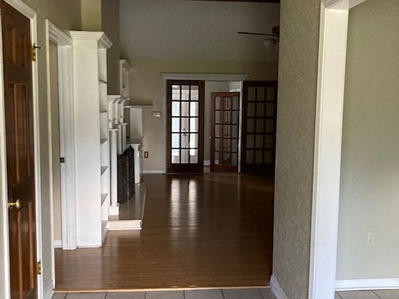 5th image of 612 Sarazen Dr