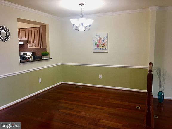 5th image of 5329 Buxton Ct