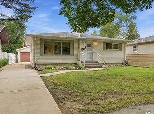 220 Frontenac Dr, Regina, SK S4S3B5
