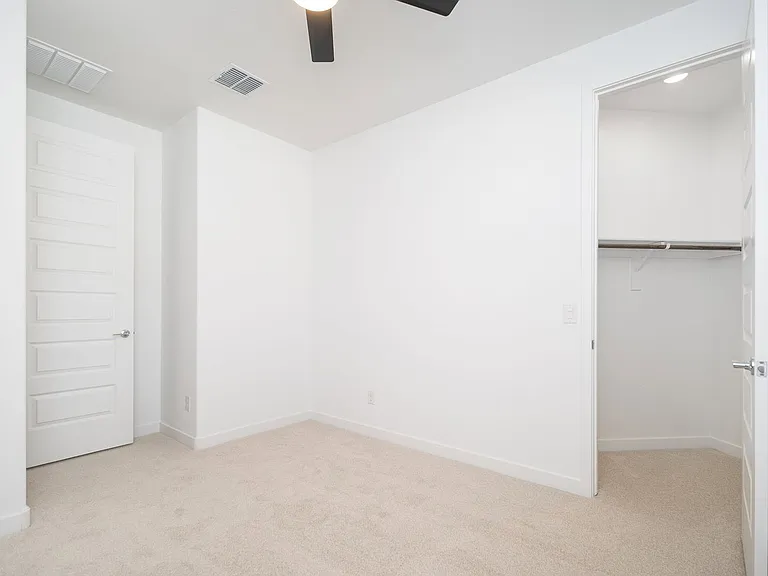 19214 W Marissa Dr — Photo 10