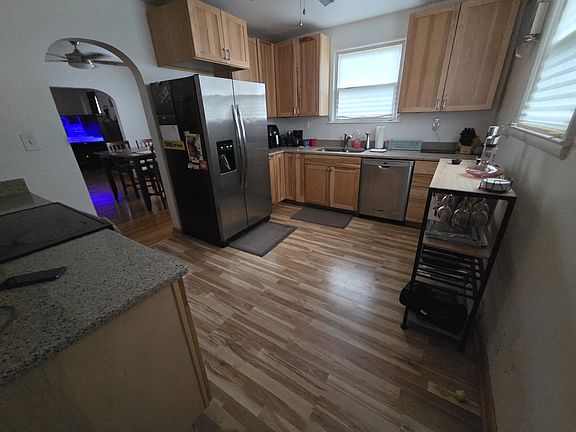 5th image of 306 Margate Dr