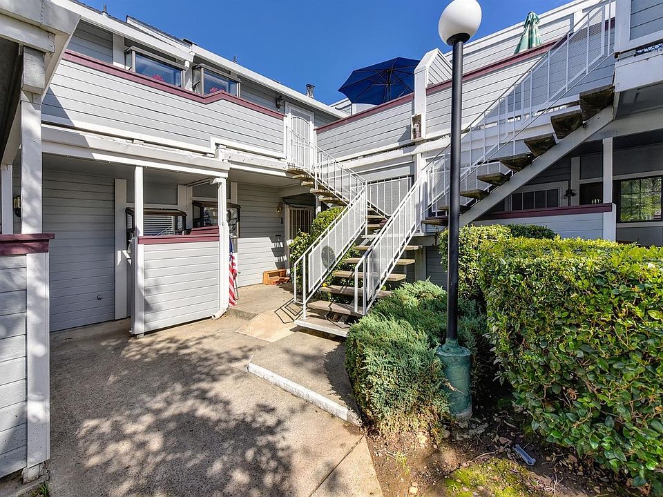 2nd image of 7401 Auburn Oaks Ct APT D