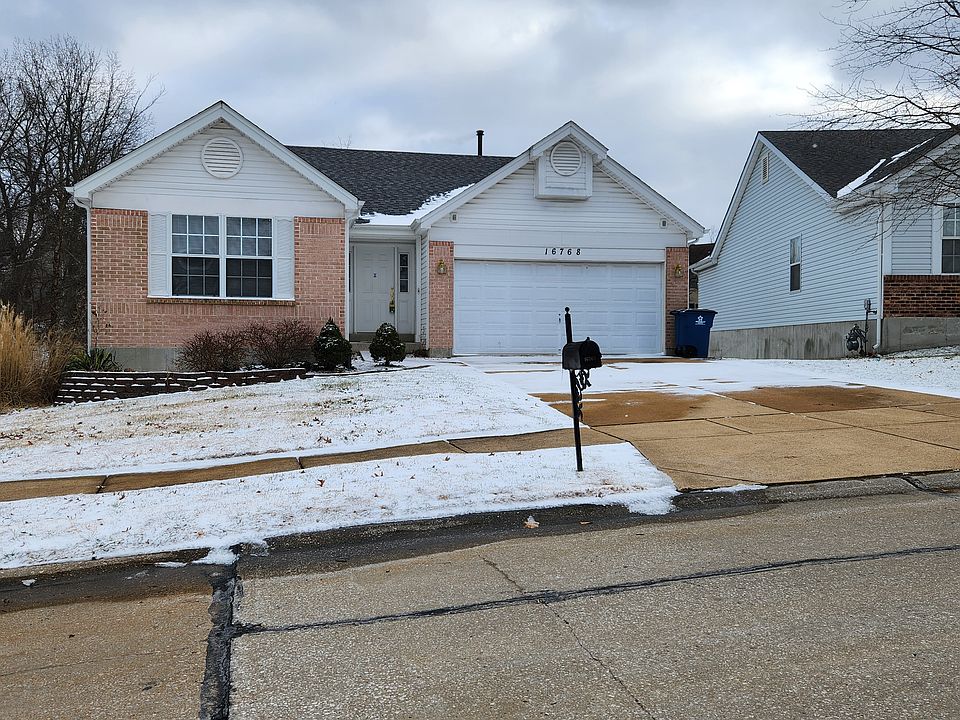 1st image of 16768 Hickory Crest Dr