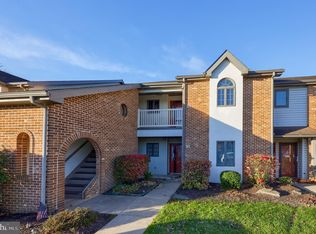 33 Black Oak Dr, Lancaster, PA 17602