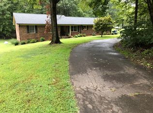 134 Pinecroft Ct, Troutman, NC 28166