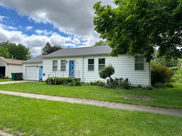 405 E Kankakee River Dr, Wilmington, IL 60481