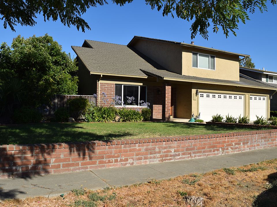 1st image of 182 Manley Ct
