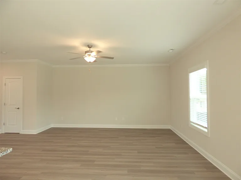 110 Tavern Trl — Photo 15