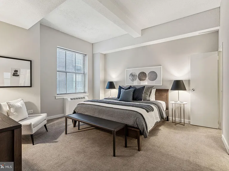 875 Sansom St #1618 — Photo 16