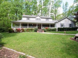 60 Diesinger Dr, Schwenksville, PA 19473