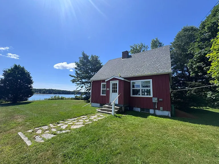 36 Webb Field Rd — Photo 6