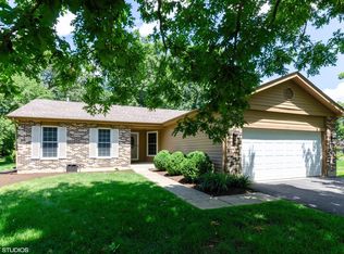 1150 Maplewood Ln, Algonquin, IL