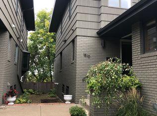 1810 Mount Curve Ave, Minneapolis, MN 55403